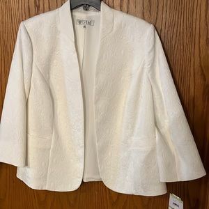 Elegant White Jacket NWT